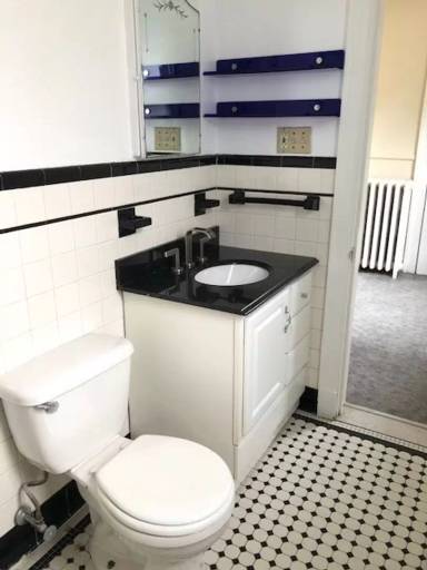 Main picture of 69 Clark St