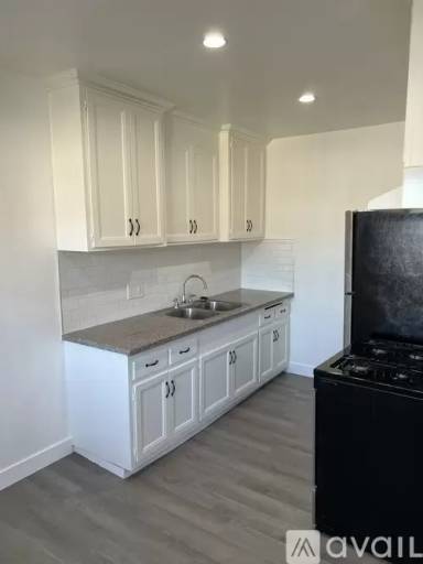 Main picture of 7159 Greeley St
