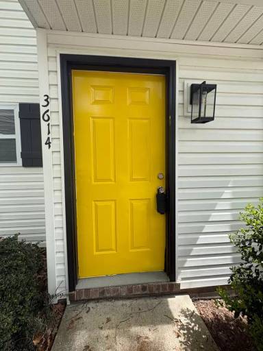 Main picture of 3600 Mosby Dr