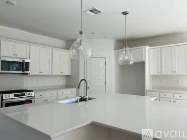 Main picture of 7073 W Holland Ave