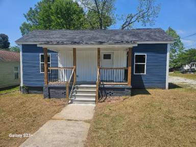Main picture of 513 Main St