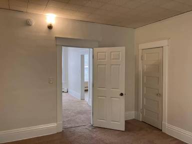 Main picture of 1090 Ross Ave