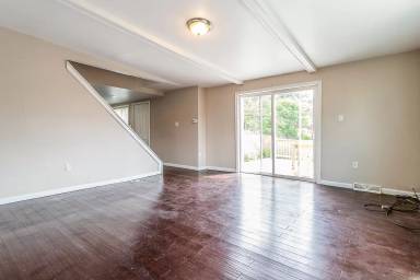 Main picture of 615 McLain St