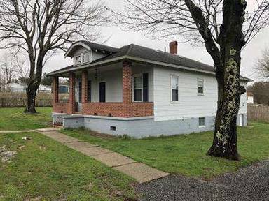 Main picture of 176 Davis St