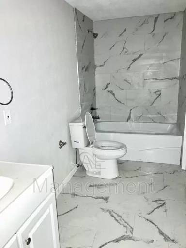 Main picture of 1601 Elm Ave