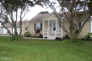 Main picture of 2131 White Oak Rd