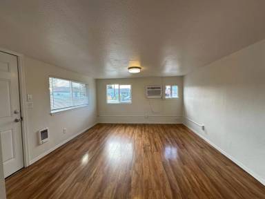 Main picture of 809 Willard Ave