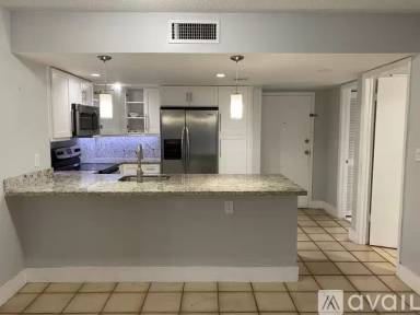 Main picture of Westchester Point Condo