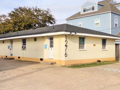 Main picture of 1276 W Ocean View Ave