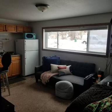 Main picture of 327 Main St E