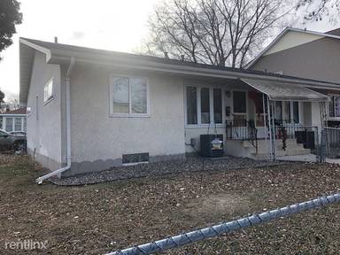 Main picture of 746 Minnehaha Ave W
