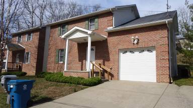Main picture of 1 Seneca Rd