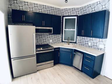 Main picture of 426 Broadway