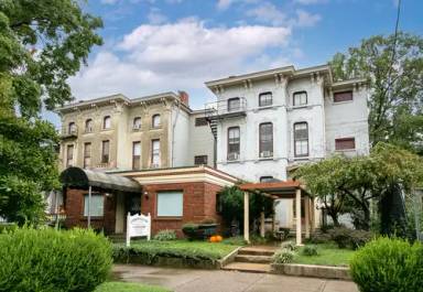 Main picture of 1124 S 3rd St