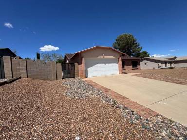 Main picture of 4877 Los Reyes Dr