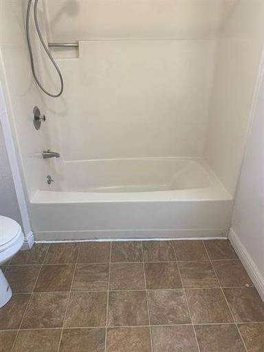 Main picture of 327 E Acacia St