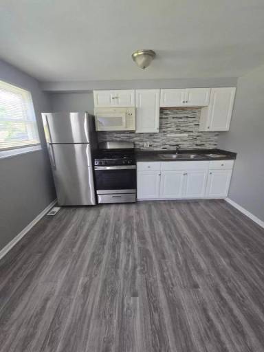 Main picture of 1598-1660 E 25th Ave Apartments