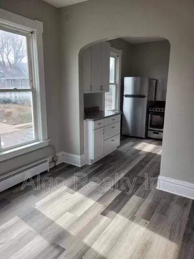 Main picture of 133 Winifred St W