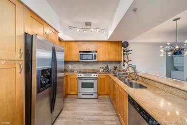 Main picture of Duo Condominium