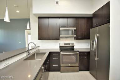 Main picture of 4525 Guadalupe St
