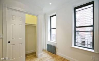 Main picture of 307 Mott St