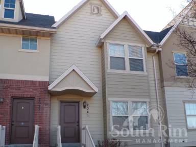 Main picture of 2041 W Crescent Row