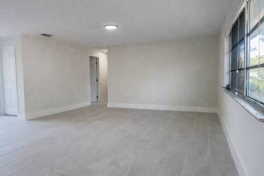Main picture of 768 Dellena Ln