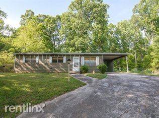 Main picture of 530 Oak Hills Rd SW