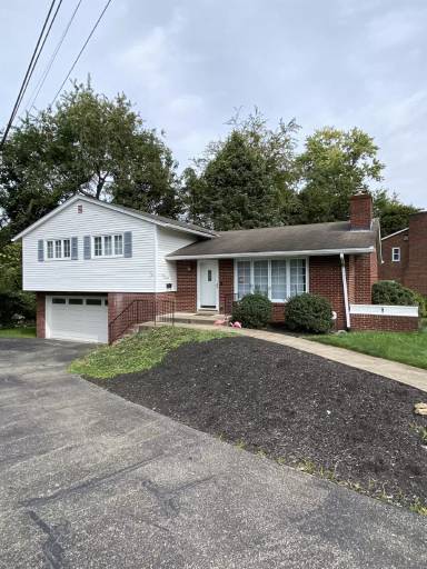 Main picture of 414 Fox Dr