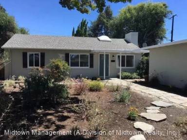 Main picture of 3272 Morris Dr