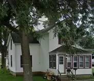 Main picture of 411 W River St