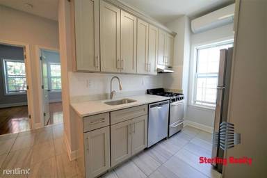 Main picture of 2403 Ditmars Blvd