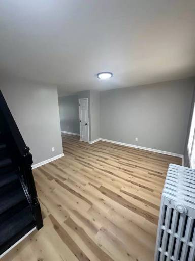 Main picture of 405 Darby Ter