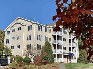 Main picture of 9 Crosswoods Path Blvd