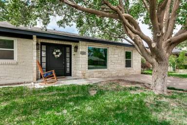 Main picture of 1603 Mc Clintic St