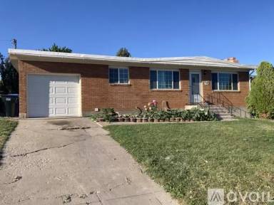 Main picture of 1625 Homer Dr