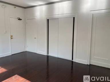 Main picture of 517 S Rampart Blvd