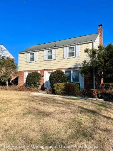 Main picture of 211 Pickwick Rd
