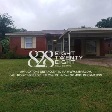 Main picture of 3001 N Vermont Ave
