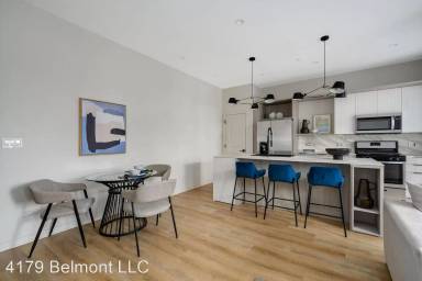 Main picture of 4179 W Belmont Ave