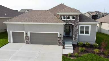 Main picture of 8008 W 166th Pl