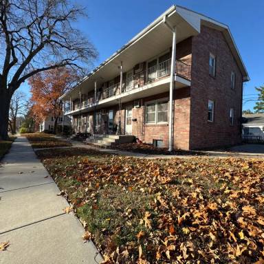 Main picture of 4900 Huntington Ave