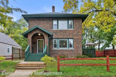 Main picture of 7029 35th Ave