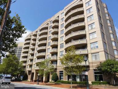 Main picture of Fairmont Plaza