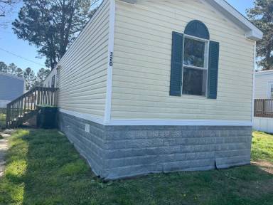 Main picture of 553 Corbin St