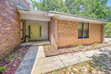 Main picture of 6929 Summit Way