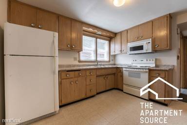 Main picture of 5615 N Mozart St