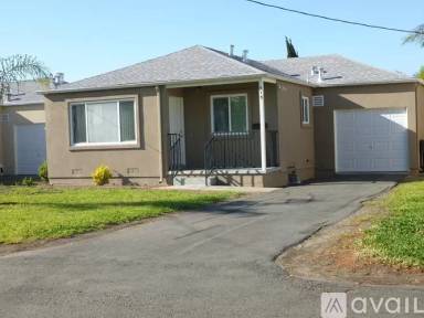 Main picture of 423 Central Ct