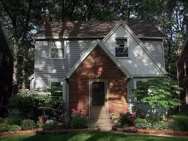 Main picture of 2632 Algonquin Pkwy