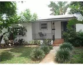 Main picture of 1108 N Victoria Park Rd